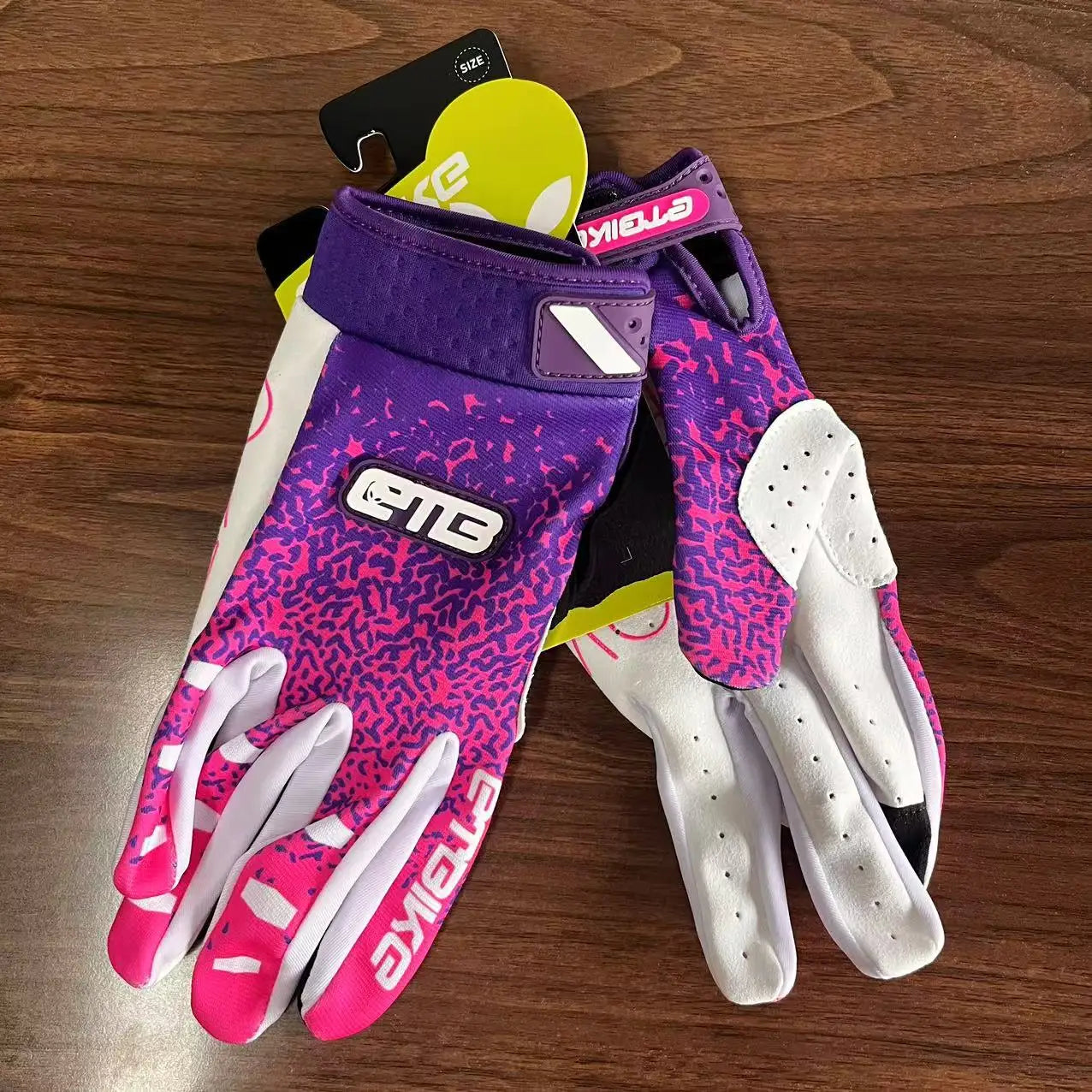 Gants ForestGrip VTT – Différentes couleurs pour style et grip